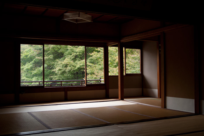 瑠璃光院